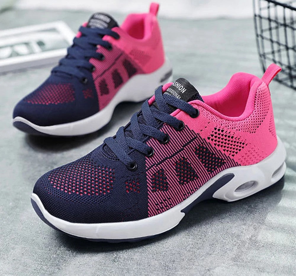 Women’s Lightweight Mesh Walking Trainers
